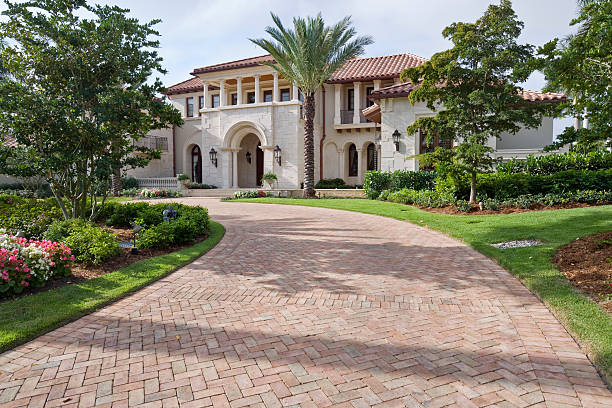 Best Driveway Paving Contractor  in Ville Ptte, LA
